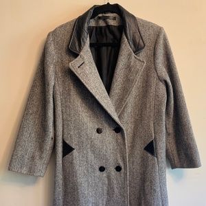 Vintage coat black and white tweed Sz Small Medium 80’s 90’s double-breasted 4 6
